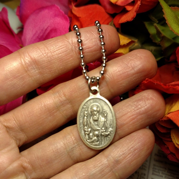 Vintage Saint St Nicholas Silver Religious Medal Pendant Necklace Long Steel Chain Italy