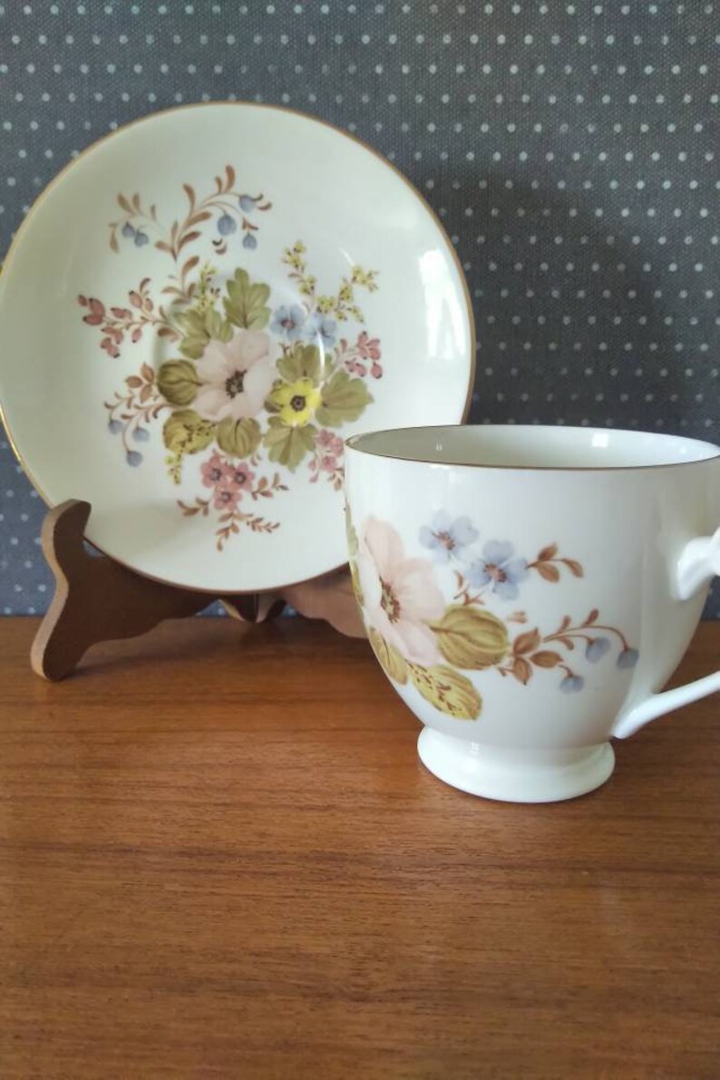 Royal Grafton Fine Bone China Tea Cups and Saucers Set of 5 Etsy