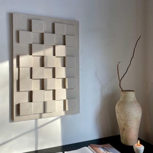 Relief mural géométrique artisanal en série limitée - Maison Beige Studio