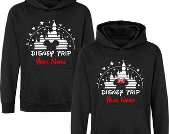 Spersonalizowana bluza z kapturem Disney Trip 2025, grupowe rodzinne wakacje, spersonalizowany napis Myszka Miki i Minnie w formie napisu, bluza z kapturem dla dorosłych unisex dla dzieci
