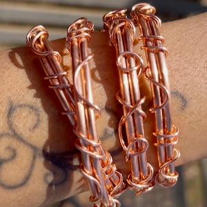 WILDFLOWER Bangle – Handcrafted Raw Copper Jewelry