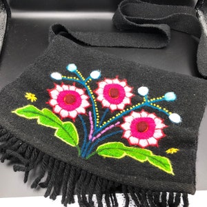 Peruvian Manta Purse - Messenger Bag  - Wool fabric - Ethnic Hippie Style