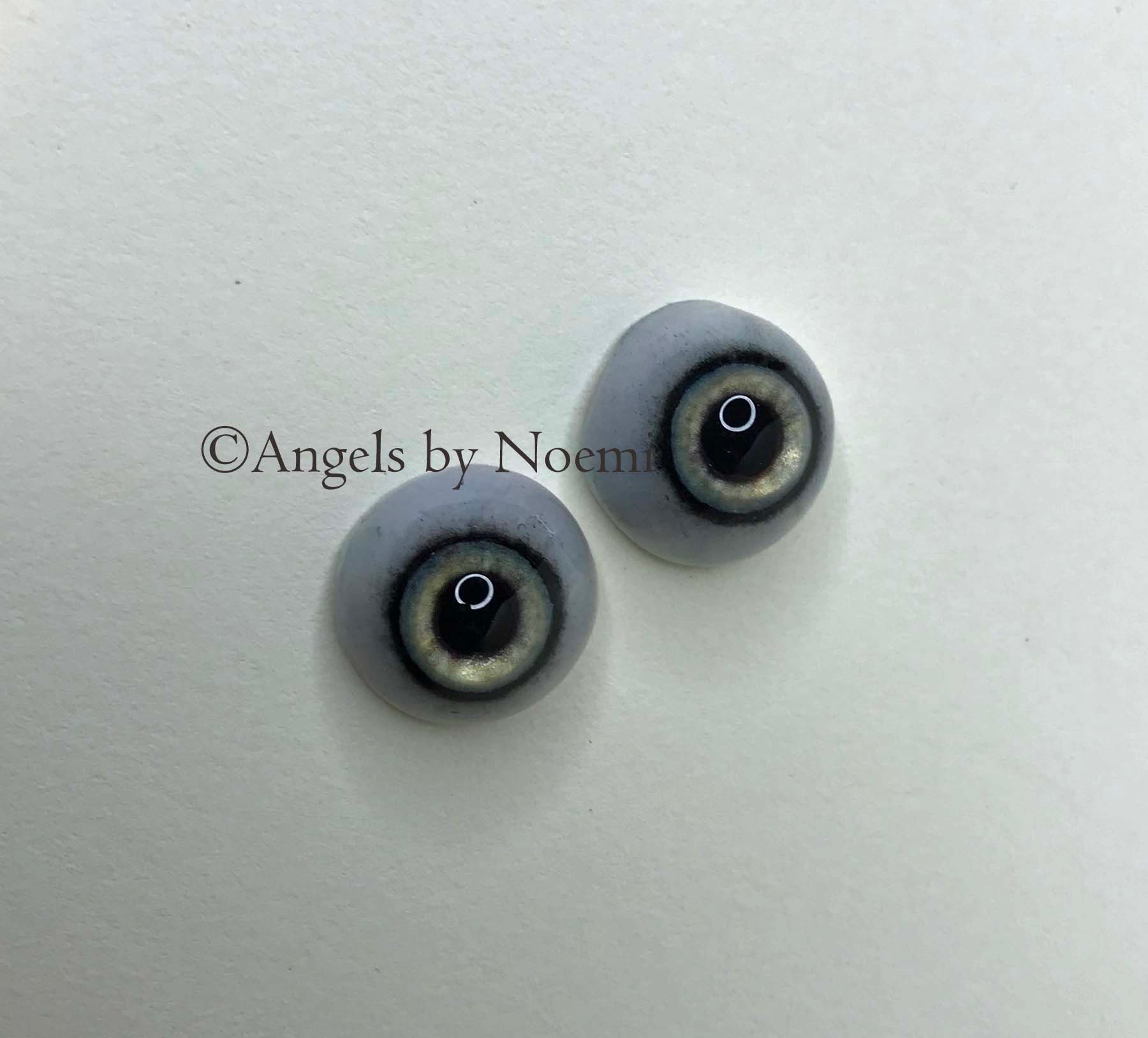 20mm Half Round Real Life Glass Eyes - Blue Grey