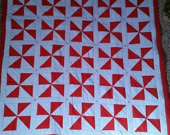 Crib size cotton pinwheel quilt FREE SHIPPING