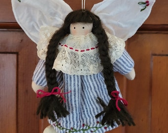 Adorno de muñeca de ángel hecho con lino vintage