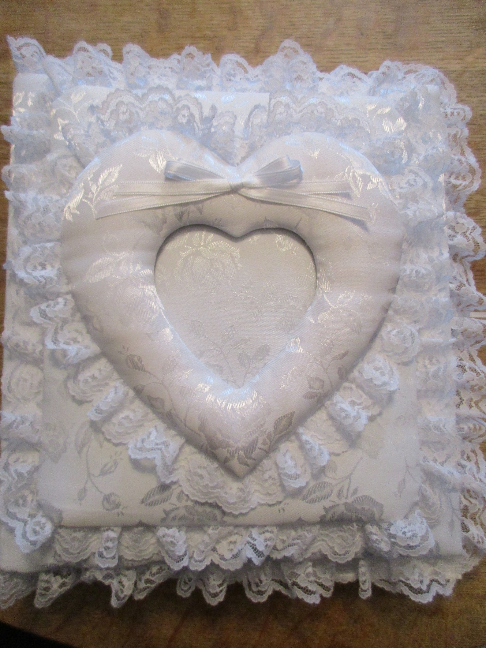 Wedding / Anniversary HEART PHOTO FRAME White Brocade Fabric Photo Album / Scrapbook