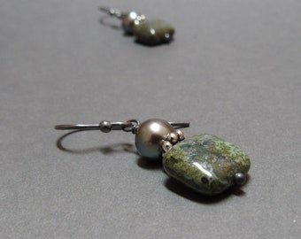 Agate Earrings Green Pearl Gift for Her Gemstone Stack Geometric Jewelry Oxidized Sterling Silver