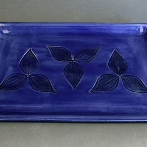 large ceramic platter- trillium