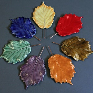Hazelnut Hanging Leaf-Ceramic