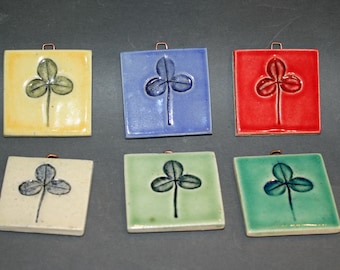 2x2" hanging clover tile