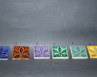 2x2" hanging tile of Virginia Creeper