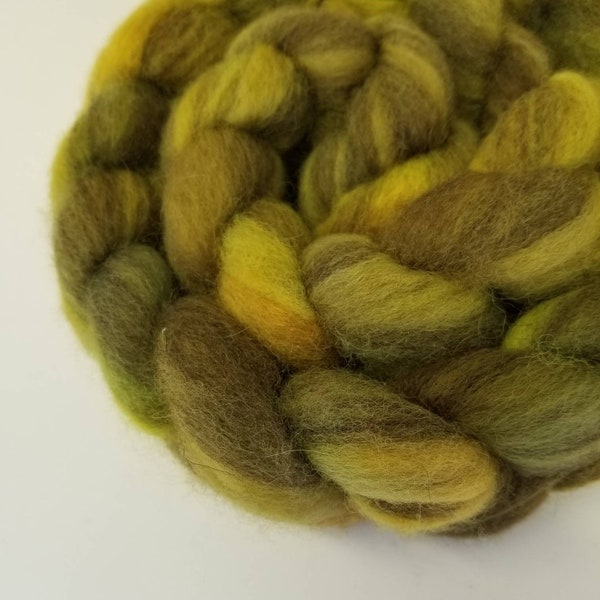 BFL Bluefaced Leicester wool top roving hand-dyed  SPANISH MOSS 4 oz