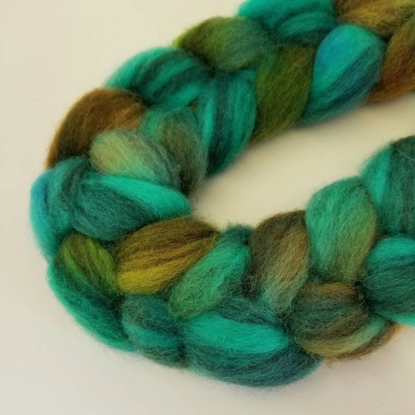 BFL Bluefaced Leicester wool top roving hand-dyed  EVERGLADES 4 oz