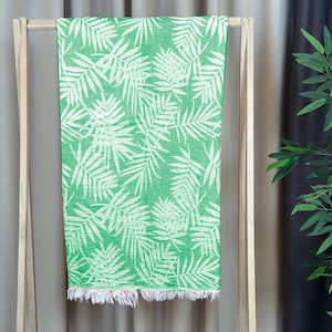 Turkish Beach Towel, Soft Cotton Towel, Peshtemal Towel, Bachelorette Favor, Quick Dry Towel, Turkish Bath Towel, Palm Green