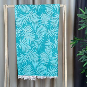 Turkish Beach Towel, Soft Cotton Towel, Peshtemal Towel, Bachelorette Favor, Quick Dry Towel, Turkish Bath Towel, Palm TURQUOISE