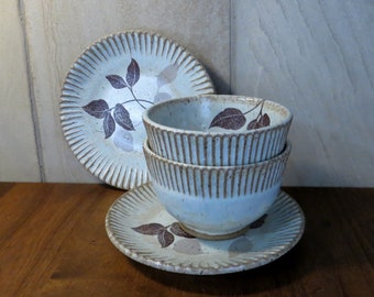 Stoneware Bowl and Plate Set of 2 - Hinting Blue - Leaves