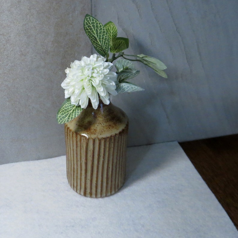 Stoneware Small Bud Vase Birch Brown 8 ounce image 3