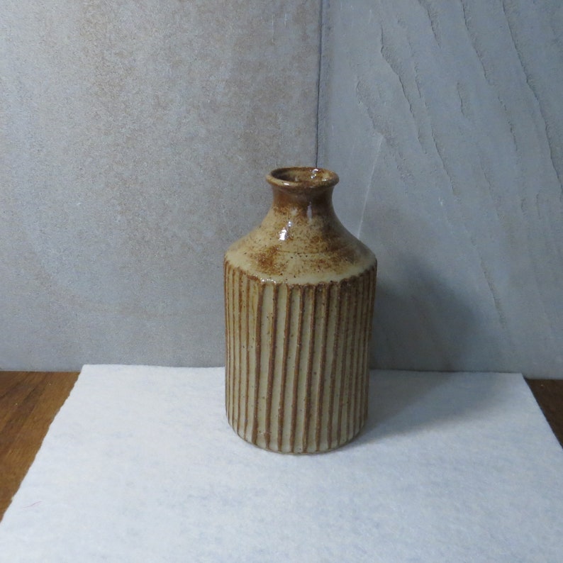 Stoneware Small Bud Vase Birch Brown 8 ounce image 4