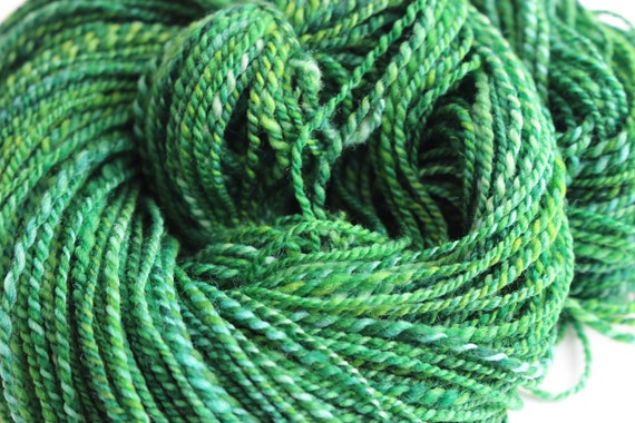 emerald green wool yarn