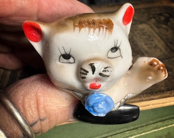 Vintage Figurine Ring
