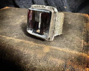 The Countess of the Crypt, handmade glass crystal vampire ring in “ black mass” color