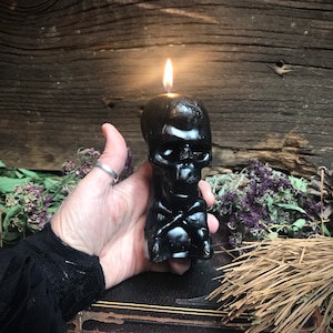Black Candle, Witch Candle,  Protection Spell, Banishing Spell, Hoodoo Spell, Candle Magic, Spell Box, Altar Candle, Skull Candle, Santeria