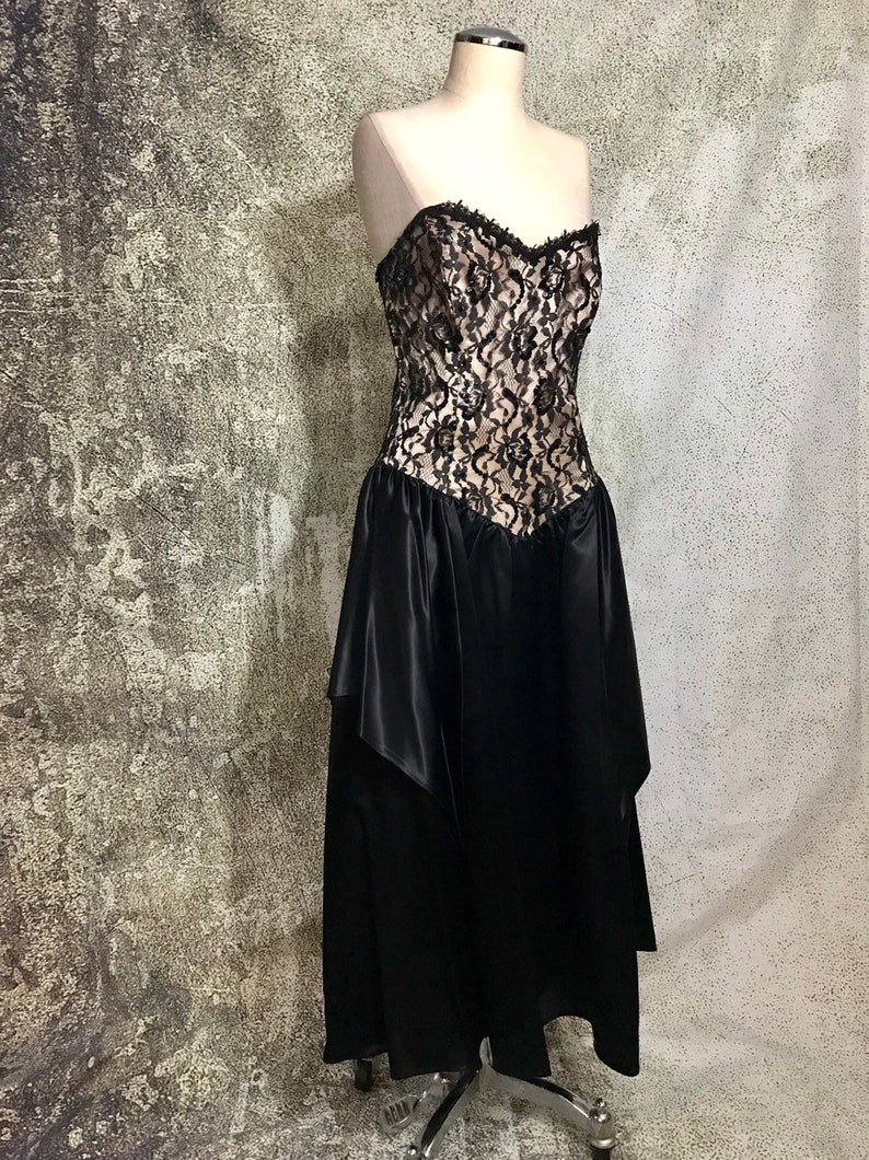 Vintage 80s Prom Dresses with Sleeves