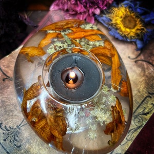 Witch Altar Botanical Tealight Holder