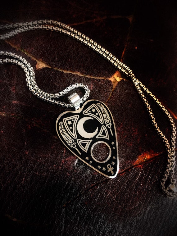 GOTHIC OUIJA BOARD PLANCHETTE PENDANT WITCH GOTH PAGAN NECKLACE HORROR GOTHIC OUIJA BOARD PLANCHETTE PENDANT WITCH GOTH PAGAN NECKLACE HORROR