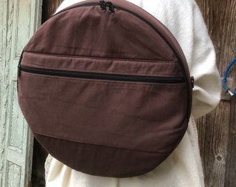 Sacoche en coton marron. Marron avec poche frontale. Décorez et concevez votre propre sac.