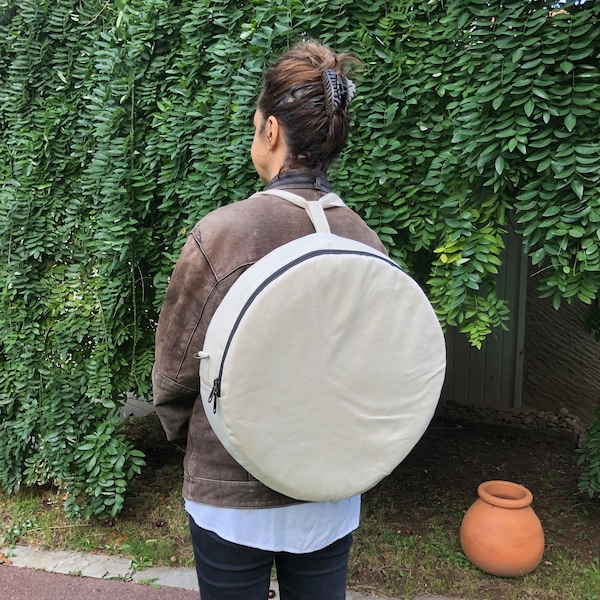 Drum bag in cotton. Off white  color.Decorate  and design your own bag.