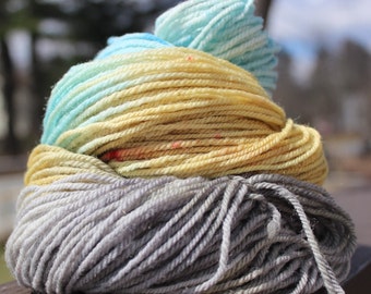 High Tide, Hand Dyed, Yarn, DK, Locally Sourced, Tunis, Merino, Tan, Gray, Blue, Red, 210 Yards