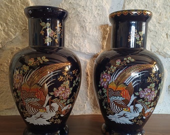 Paire de vases asiatiques vintages