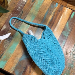 Handgemachte gehäkelte Shopper-Tasche