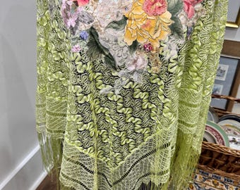 Vintage Elisa-Rose for R.M. Vendel Inc Lace Poncho Top – Boho Patchwork Appliqué – Cottagecore Floral Embroidered Fringe Shawl – Anthro