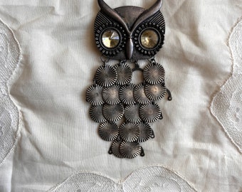 vintage owl - metal- silver tone - pendant for a necklace - boho