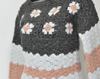 Chemisier au crochet carré grand-mère, Cardigan au crochet fait main, Chemisier aux reflets argentés,