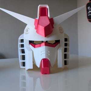 ガンダム　Rx-78 アクションヘルメット　ギア　モビルスーツ　インテリア ガンダム Rx-78 アクションヘルメット ギア LED発光 470×490×340