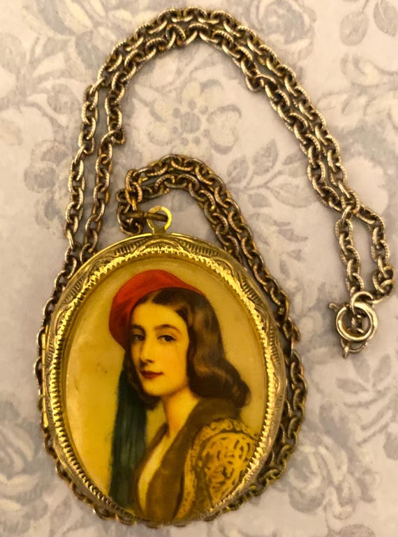 Lady Portrait  Locket - image 5