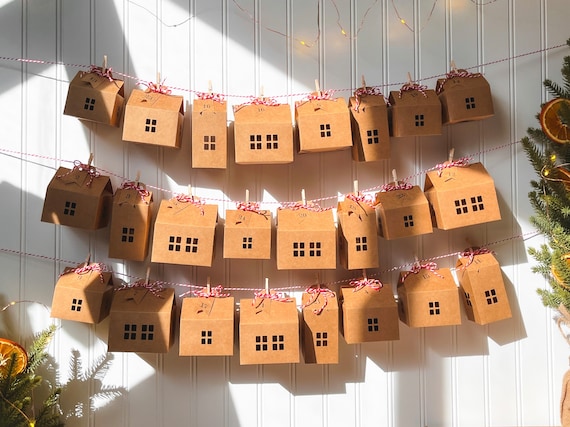 Advent Calendar Village Houses, Set of 24 House Shaped Gift Boxes,  Christmas Countdown Calendar, Numbered Gift Tags Family Holiday Gift Set -  Etsy