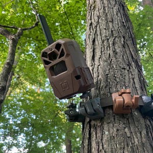 Bread and Butter 2-way: Adjustable Trail Camera Mount Bracket | Public Land Legal (Pan and Tilt) image 4