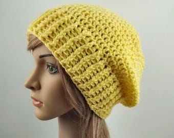 Gorro de crochet en amarillo dorado unisex para hombre, mujer y adolescente, holgado, apto para veganos, suave y cálido, listo para usar.