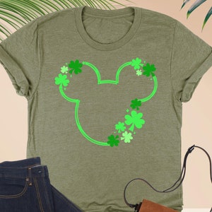 Clover Wreath Mouse Head Shirt, Disney Shamrock Shirt, Clover Shirt, St. Patrick&#39;s Day Shirt, Lucky Shirt, St.Patty&#39;s Gift, Irish Day Shirt