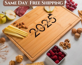 Graduation Personalized Cutting Board, Custom Charcuterie Board, College Graduation Gift for Her, Gifts for PHD Graduates, Class of 2026