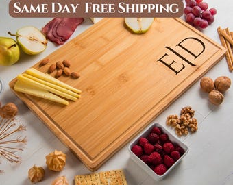 Initials Personalized Charcuterie Boards, Cheese Board, Bridal Shower Gift, Engagement Gift for Couple, Housewarming Gift, Wedding Gifts