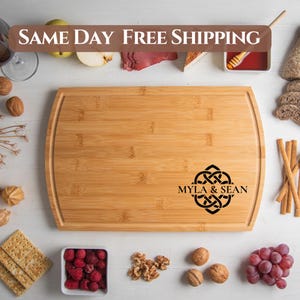 Celtic Knot, Personalized Cutting Board, St. Patrick&#39;s Day Gift, Irish Day, Charcuterie Board, Housewarming Gifts for Couple, Hostess Gift