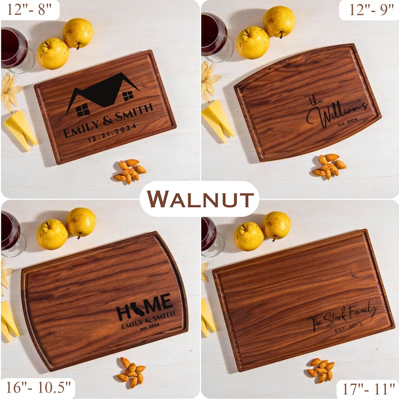 Peut inclure: Planches &agrave; d&eacute;couper en noyer avec gravures personnalis&eacute;es. Les planches varient en taille, la plus grande mesurant 43 cm sur 28 cm. L'une comporte un motif de maison et le texte "Emily & Smith". Une autre dit "The Williams".