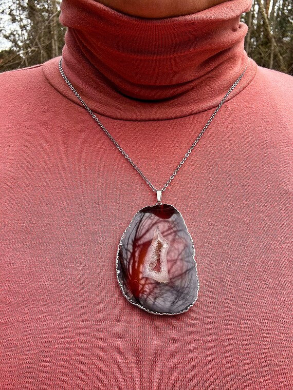 Brazilian Semi precious Red Agate Gemstone Pendant Sliced to Reveal Vibrant Hues and Natural Elegance Perfect for a Striking Jewelry Piece Etsy UK