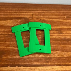 Super Mario Theme Warp Tube Light Switch CoverPlate, Cover Plate for Single Rocker Switch, Mario Cover Plate for GCFI Outlet