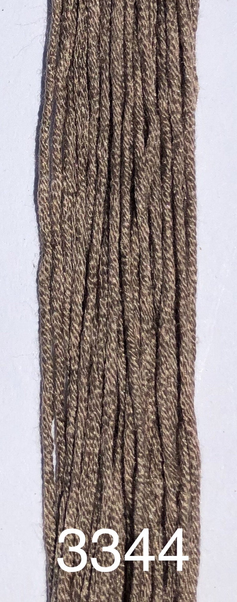 Au Ver A Soie Soie d\u2019Alger Silk Threads